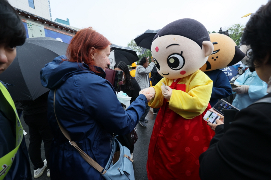 [크기변환]인사동 행사 사진 (6).jpg